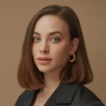 Sara Carton: A Rising Star in the World of Creativity and Influence